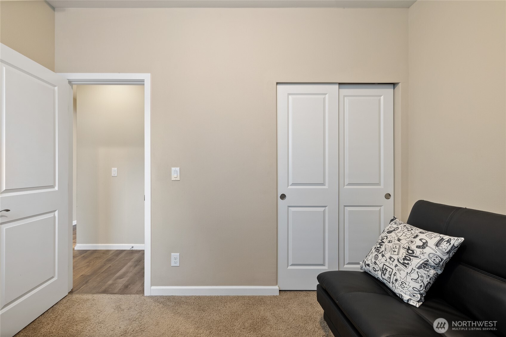 601 Petersen Drive E