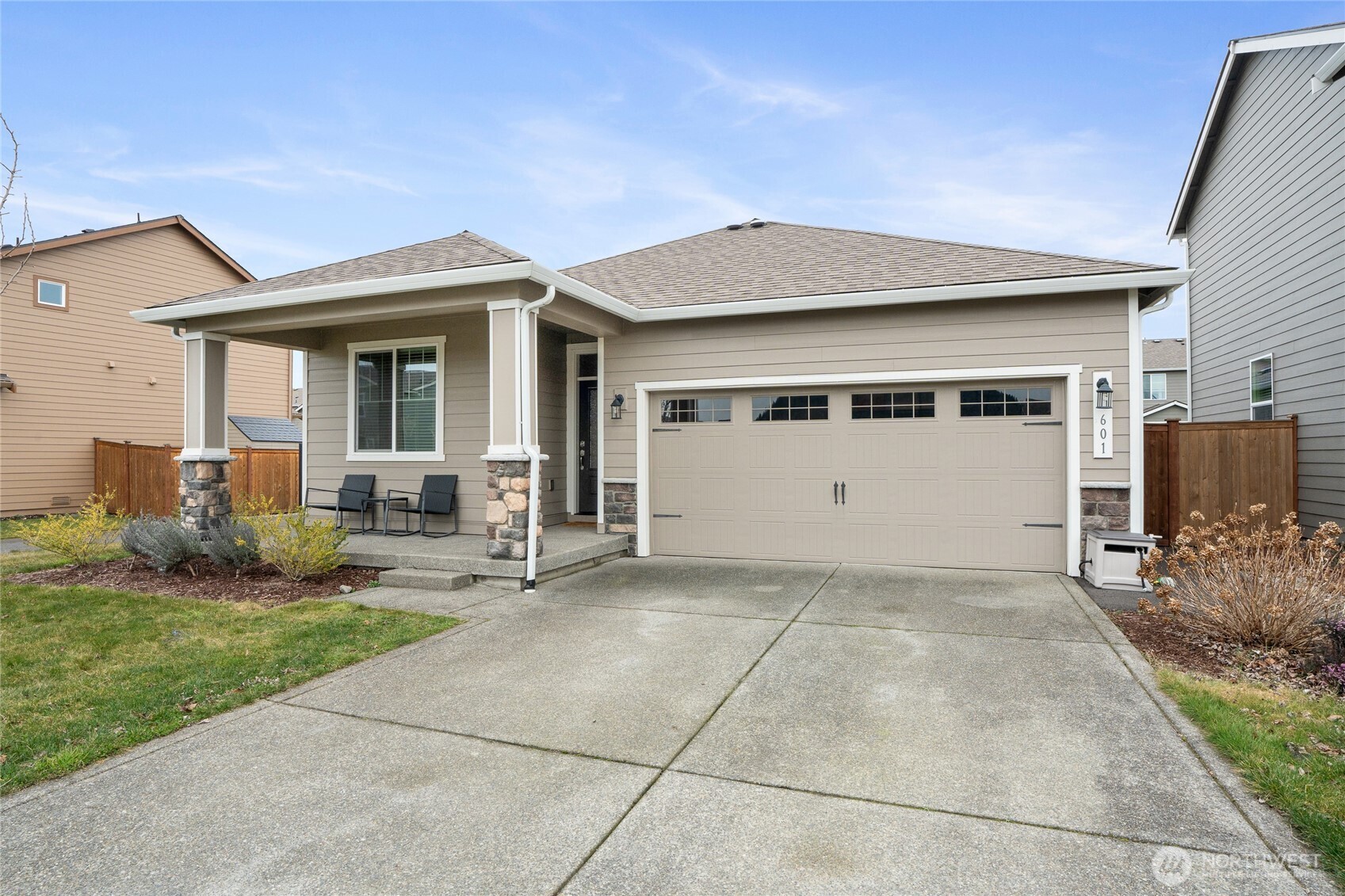 601 Petersen Drive E