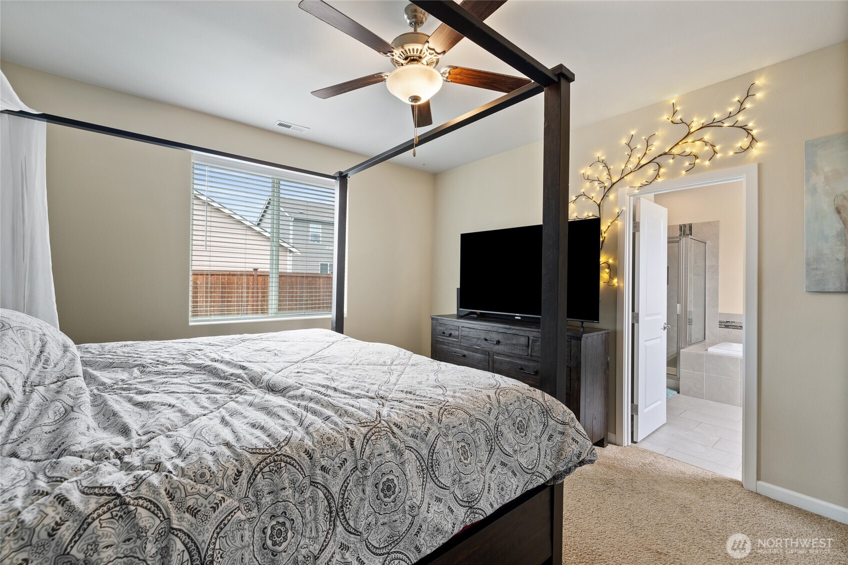 601 Petersen Drive E