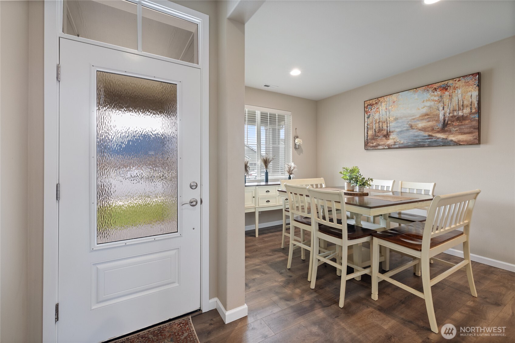 601 Petersen Drive E