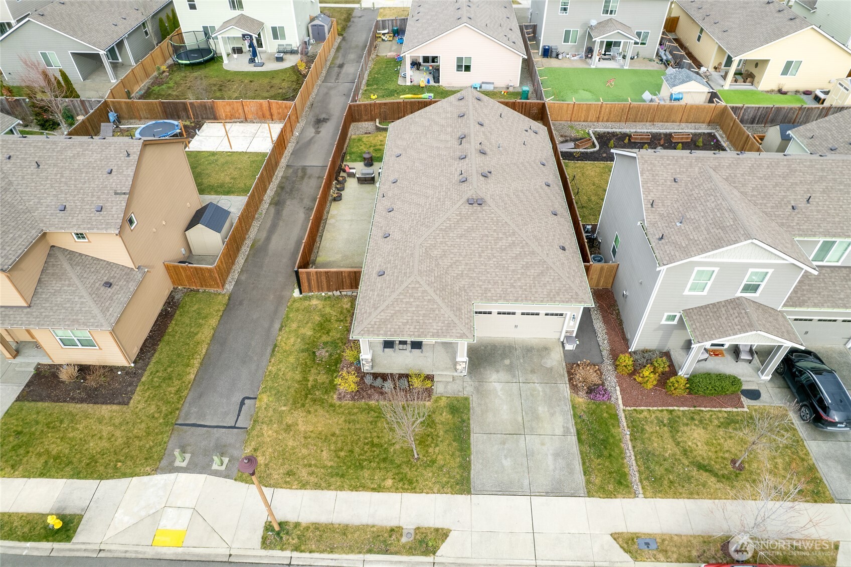 601 Petersen Drive E