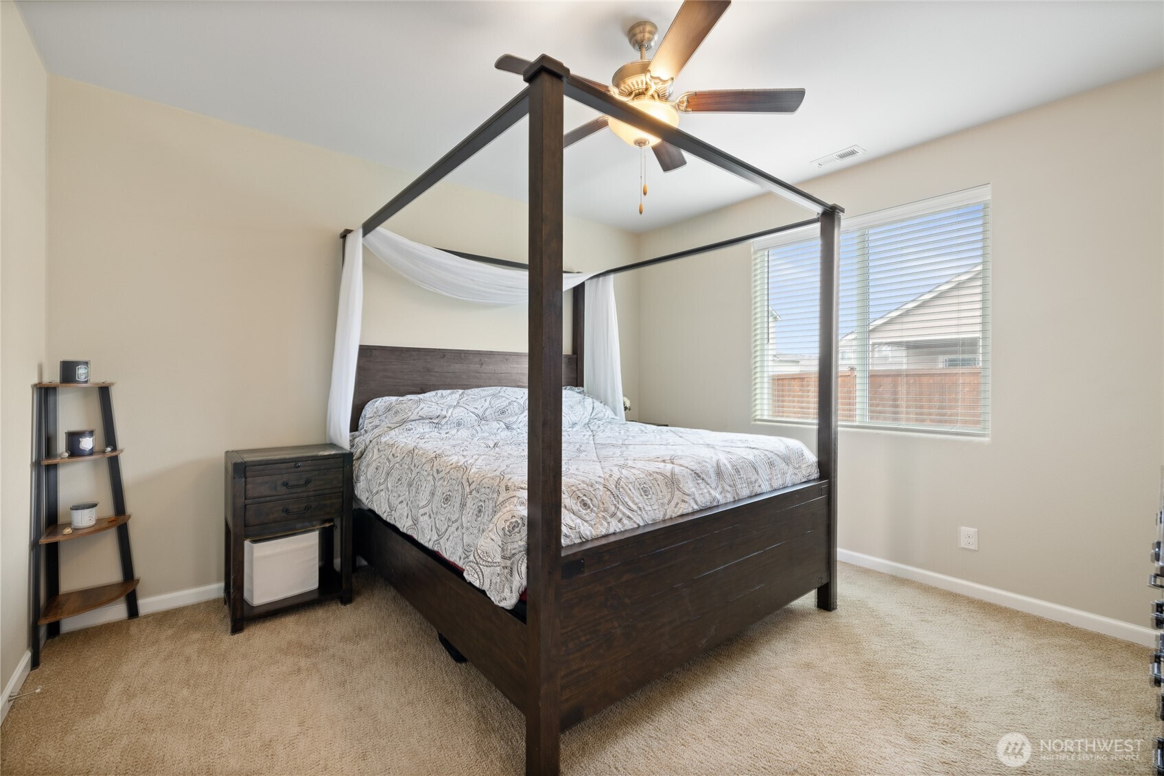 601 Petersen Drive E