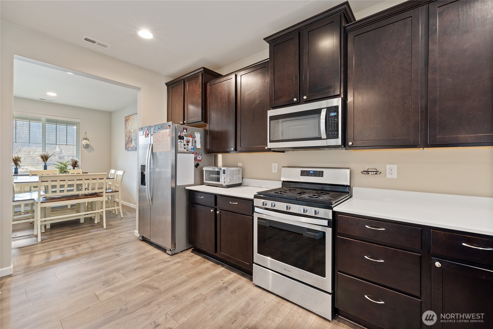 601 Petersen Drive E