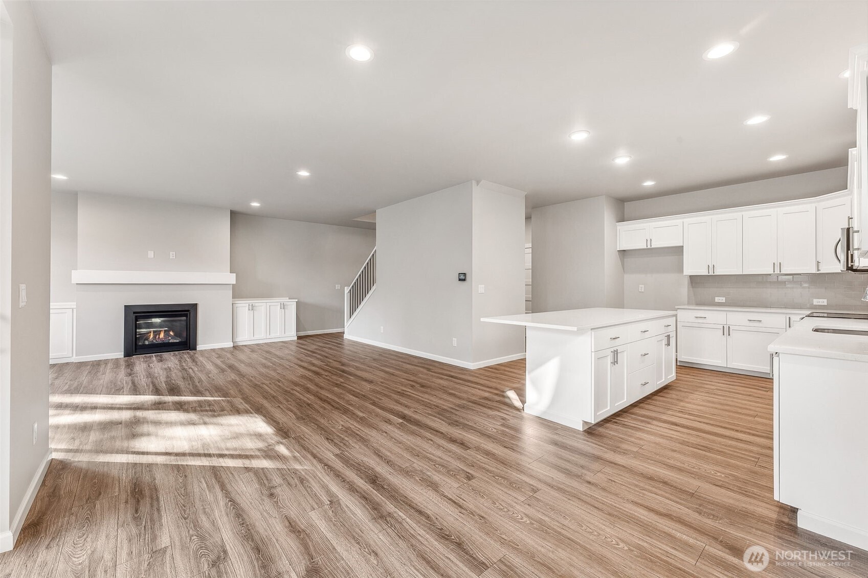 9438 Chief Leschi Street SE Unit: 27