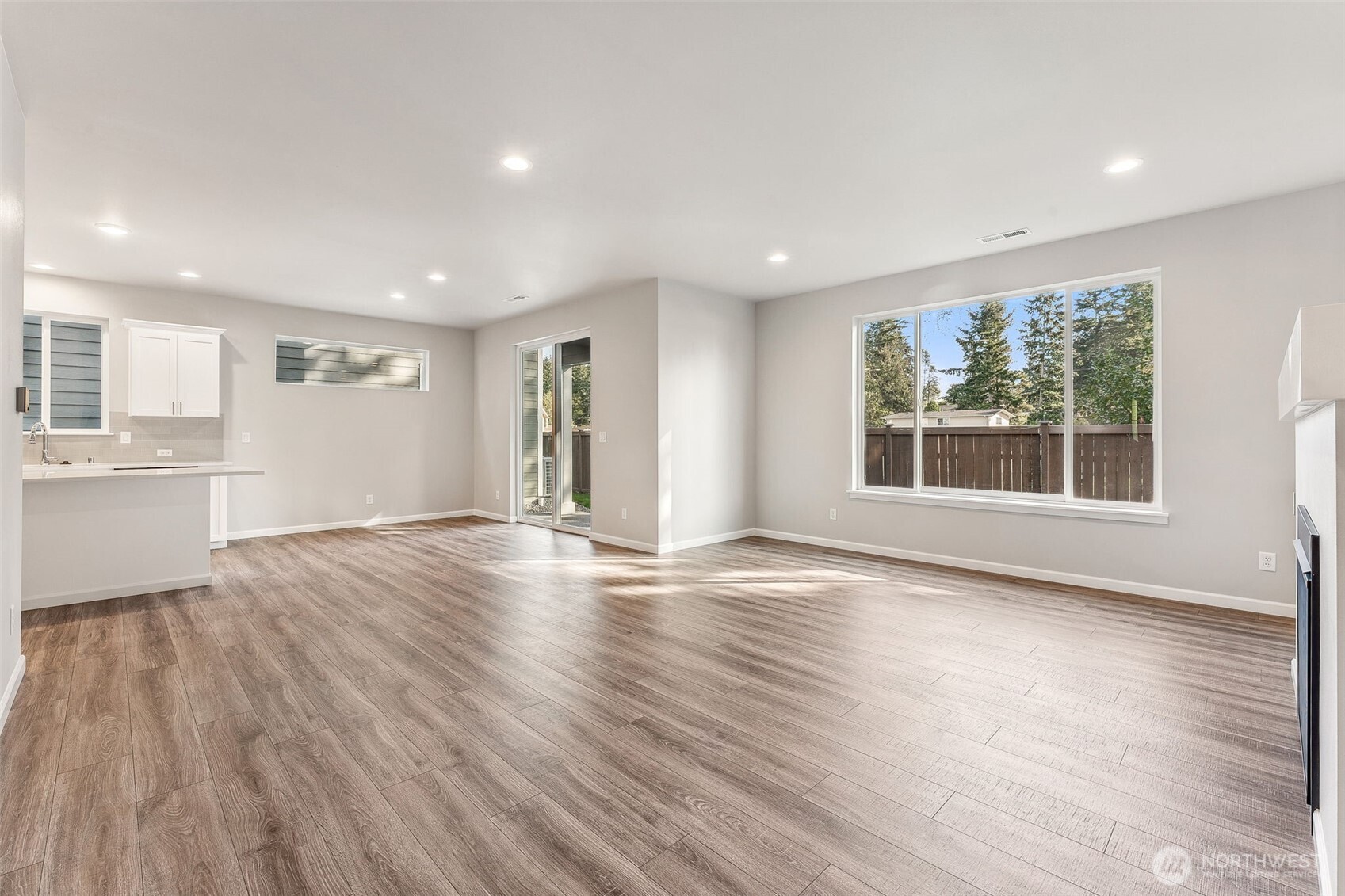 9438 Chief Leschi Street SE Unit: 27