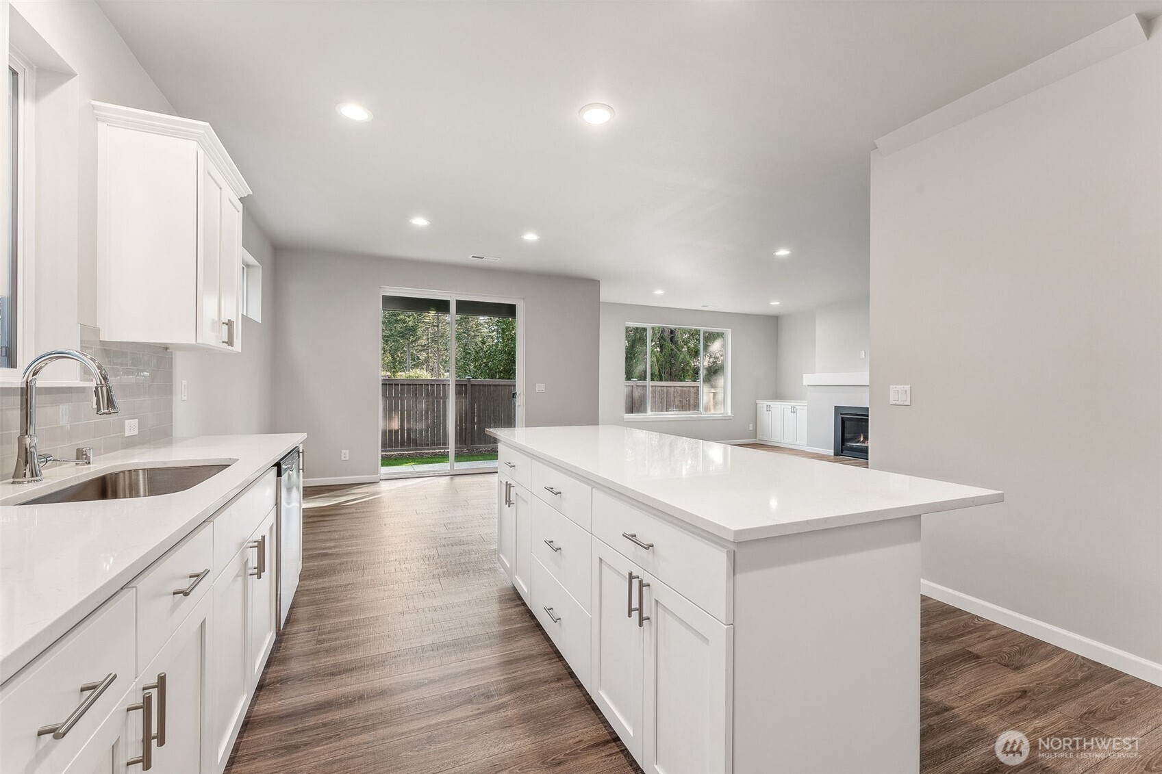 9438 Chief Leschi Street SE Unit: 27