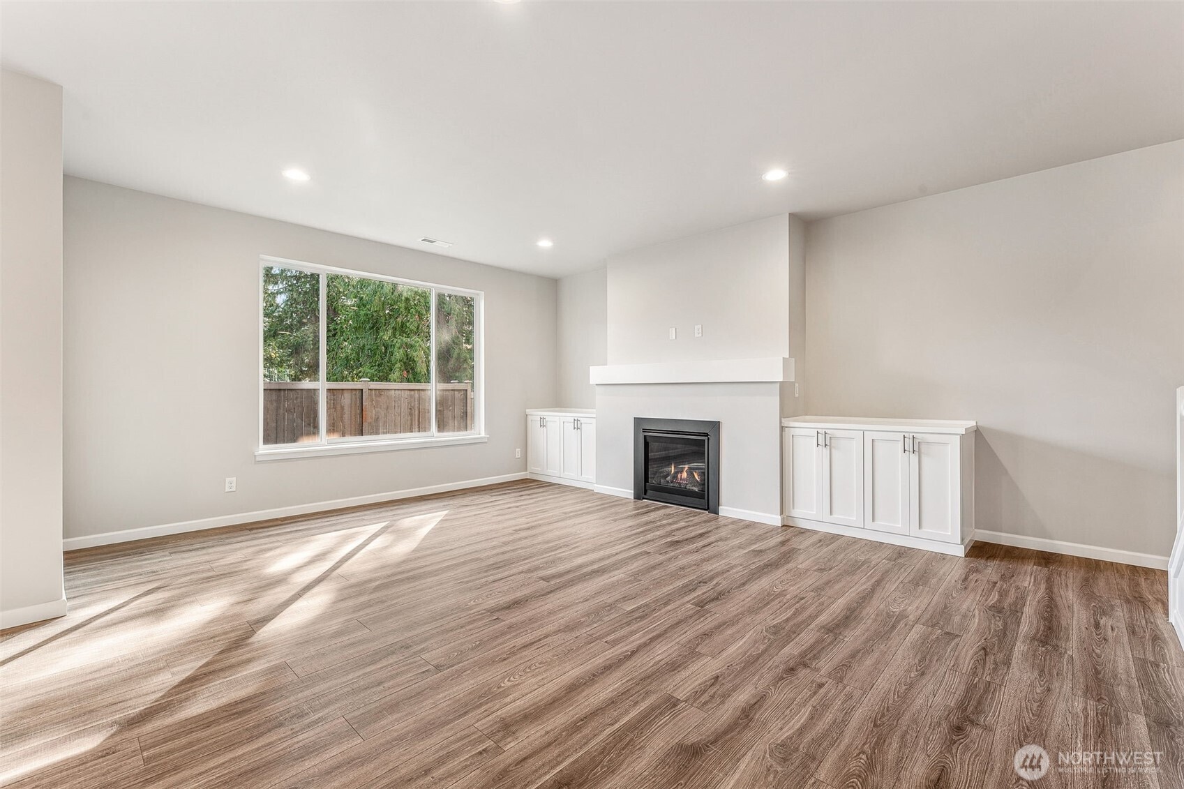 9438 Chief Leschi Street SE Unit: 27
