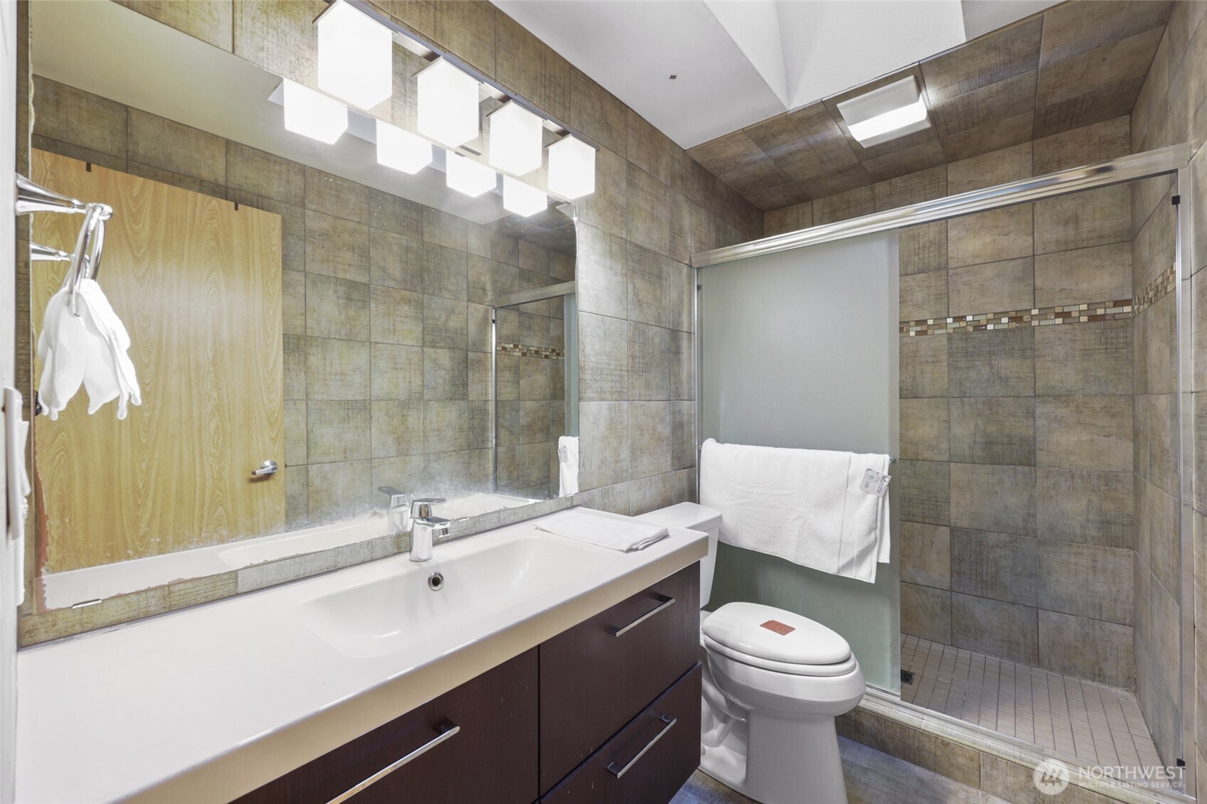 16621 Deer Ridge Lane SE