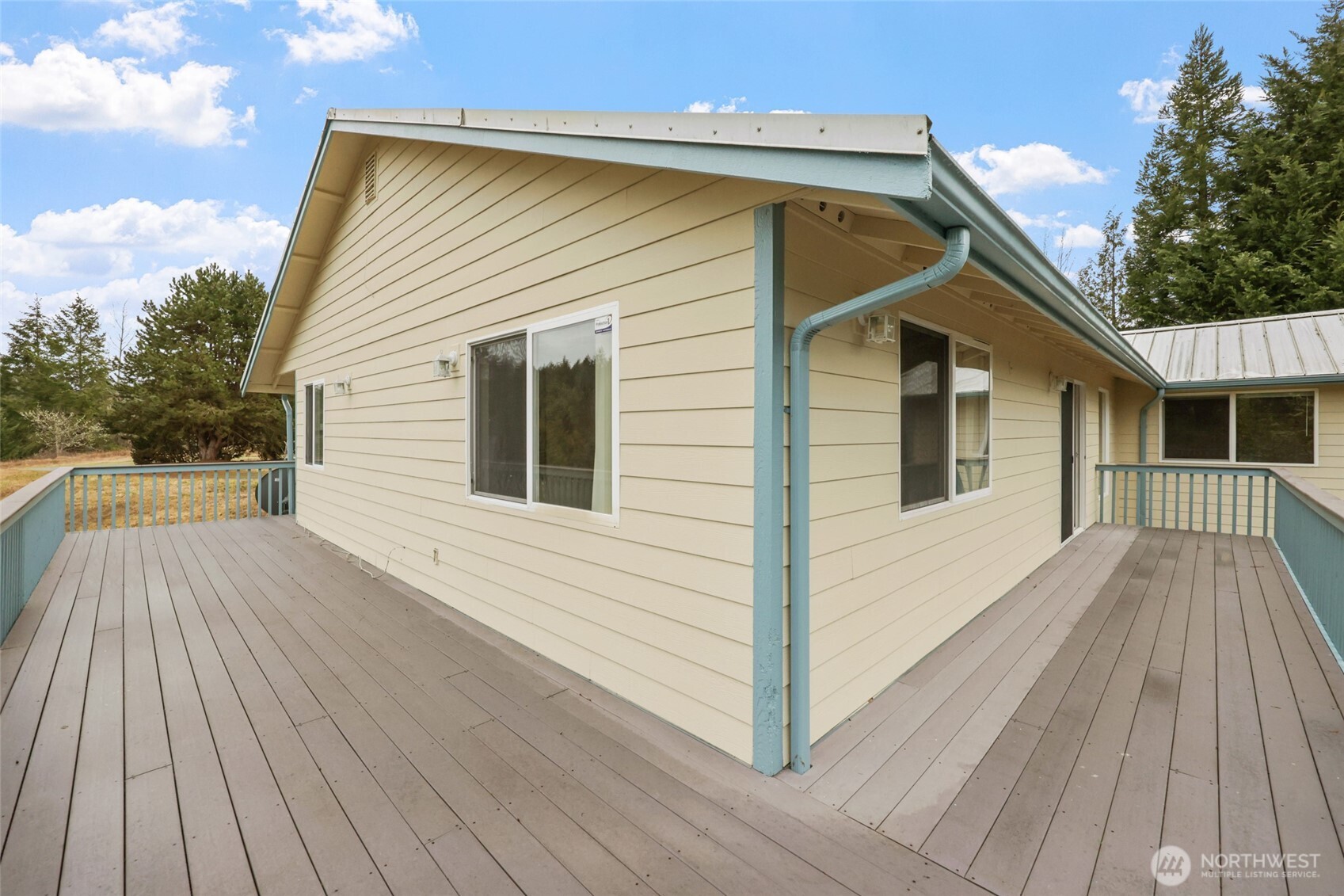 16621 Deer Ridge Lane SE