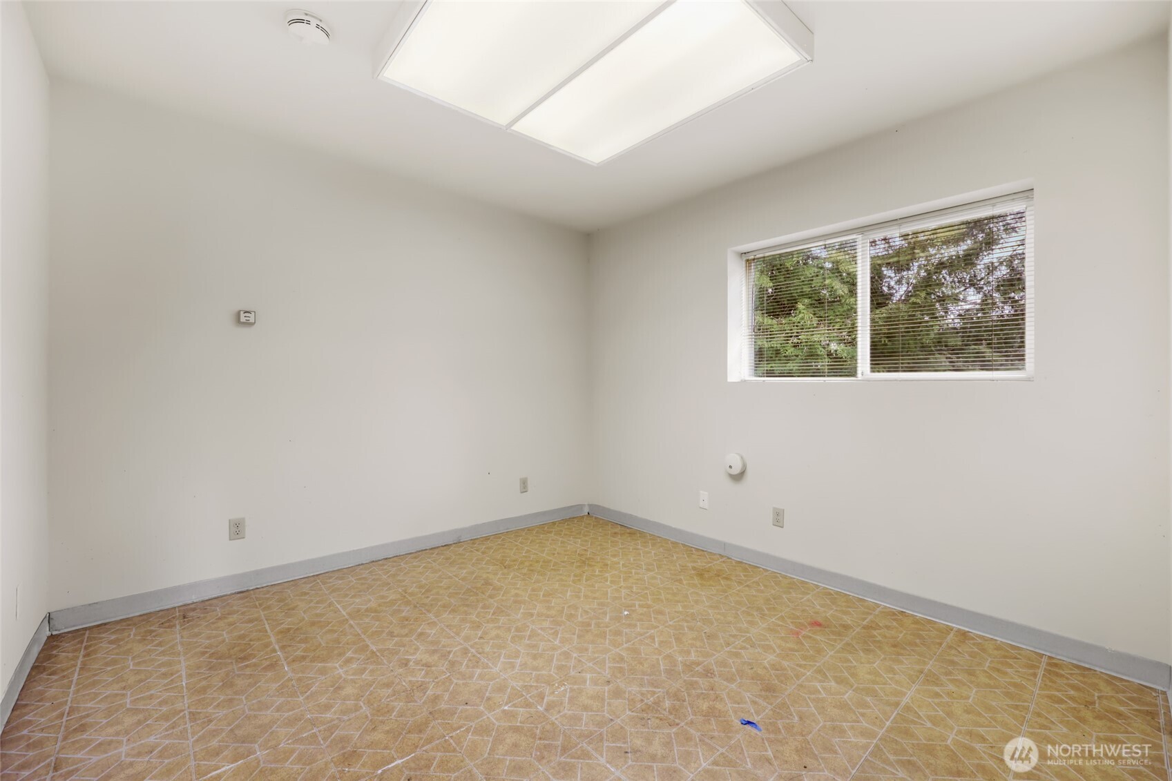 16621 Deer Ridge Lane SE