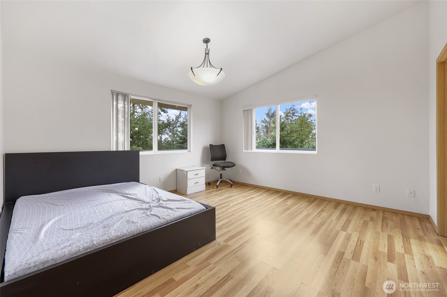 16621 Deer Ridge Lane SE