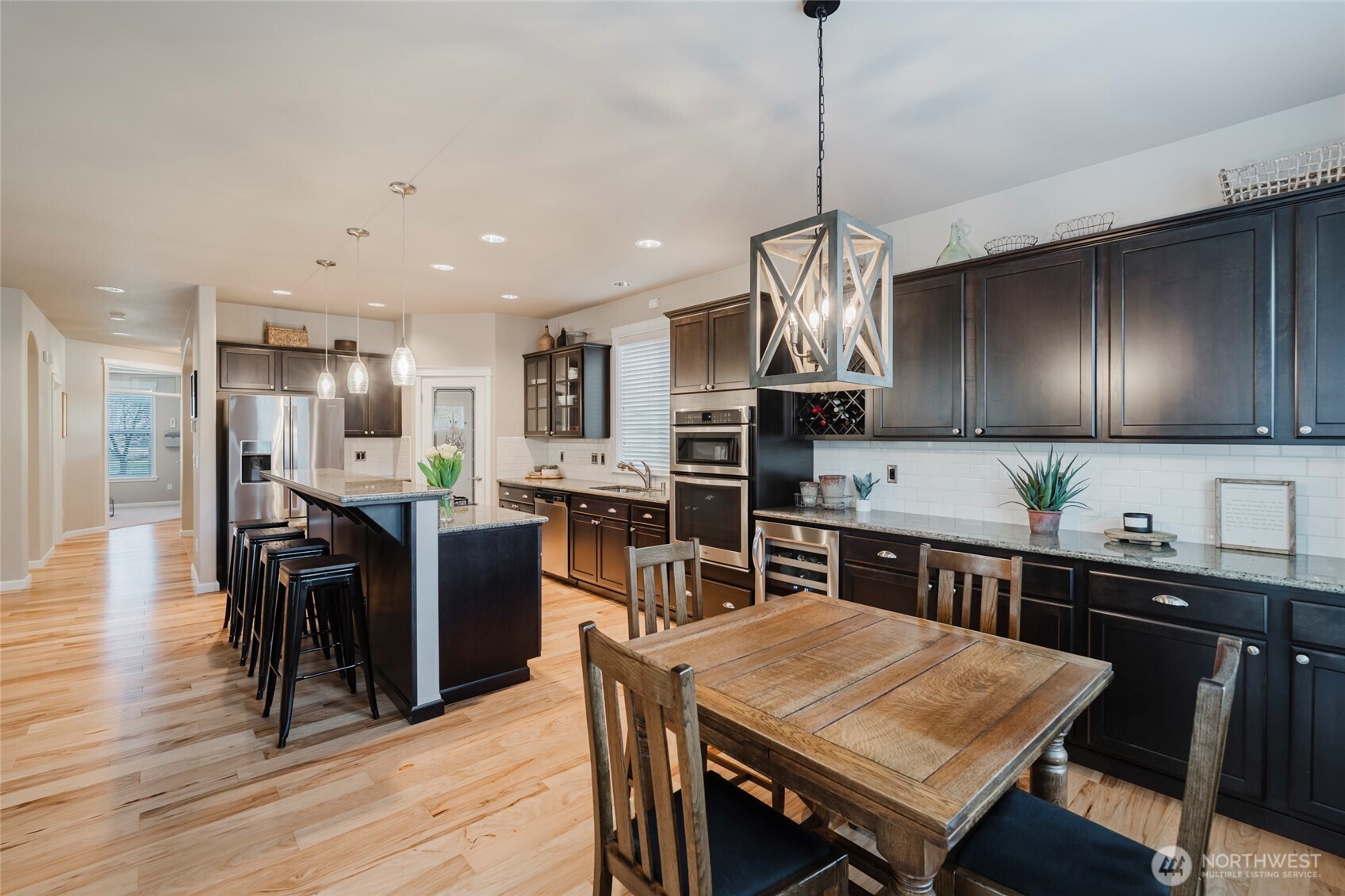 3822 Kingsbury Lane SE