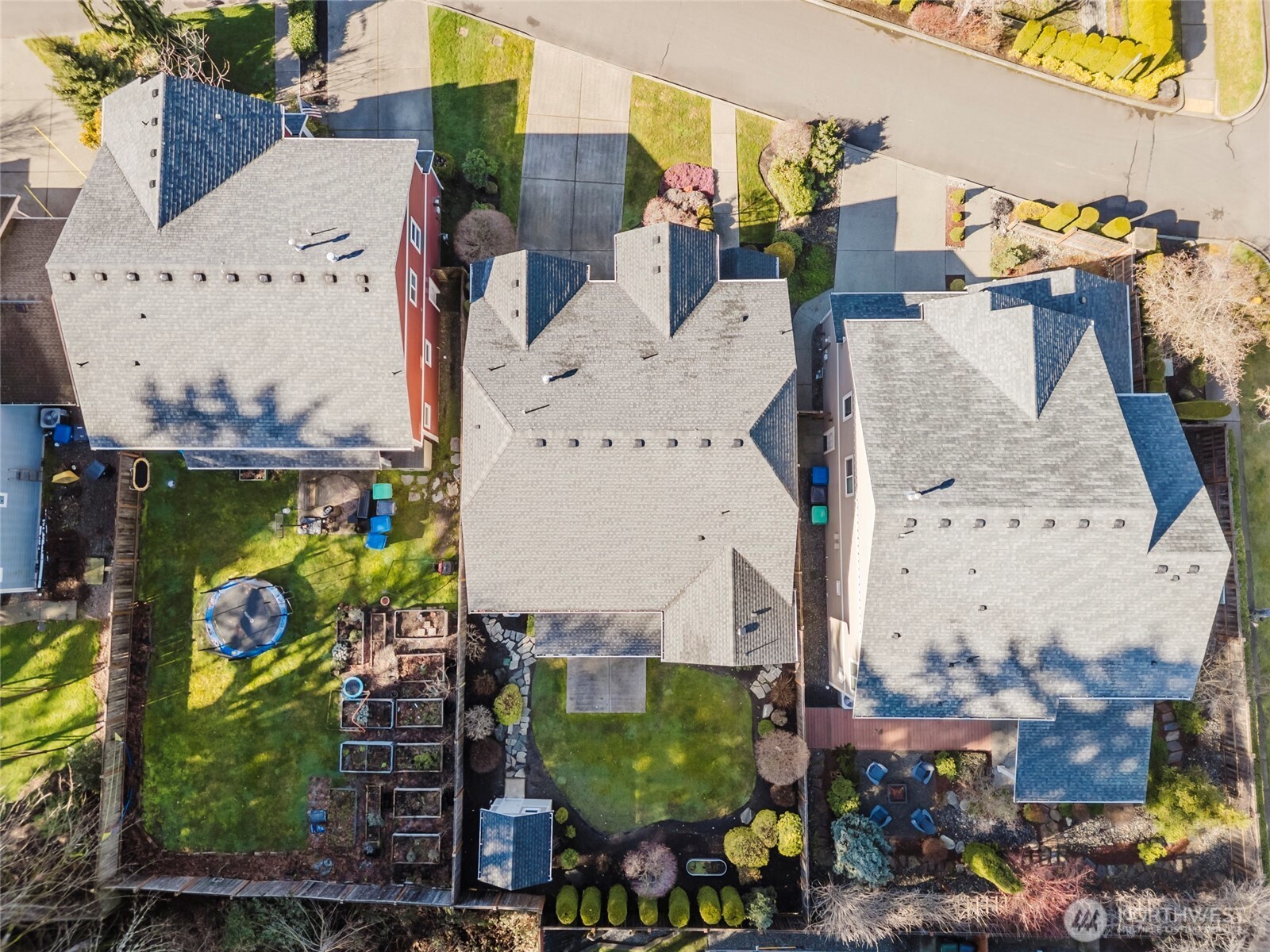 3822 Kingsbury Lane SE