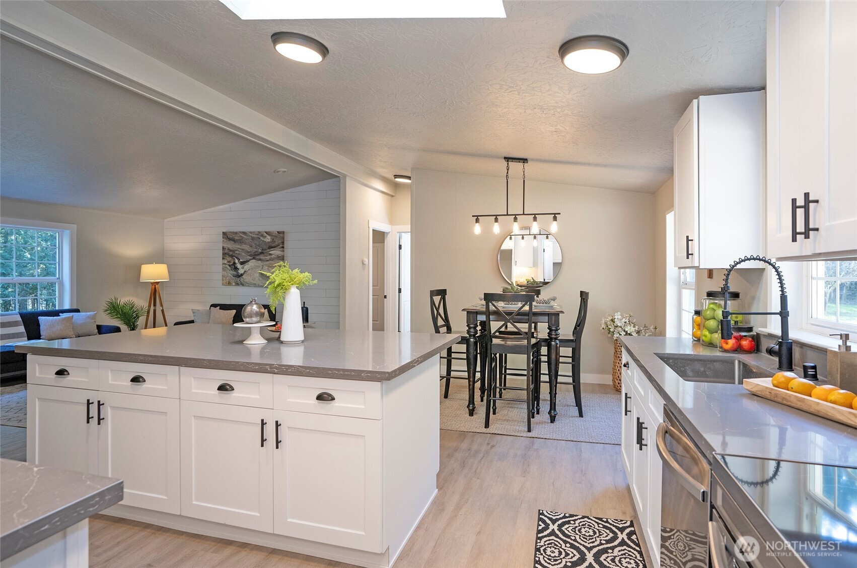 7220 179th Avenue NW