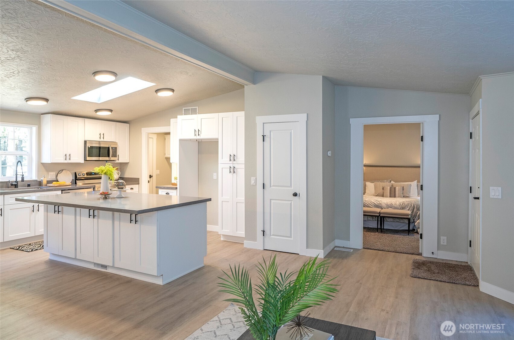 7220 179th Avenue NW