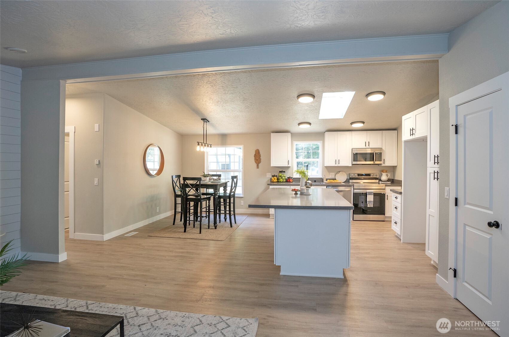 7220 179th Avenue NW