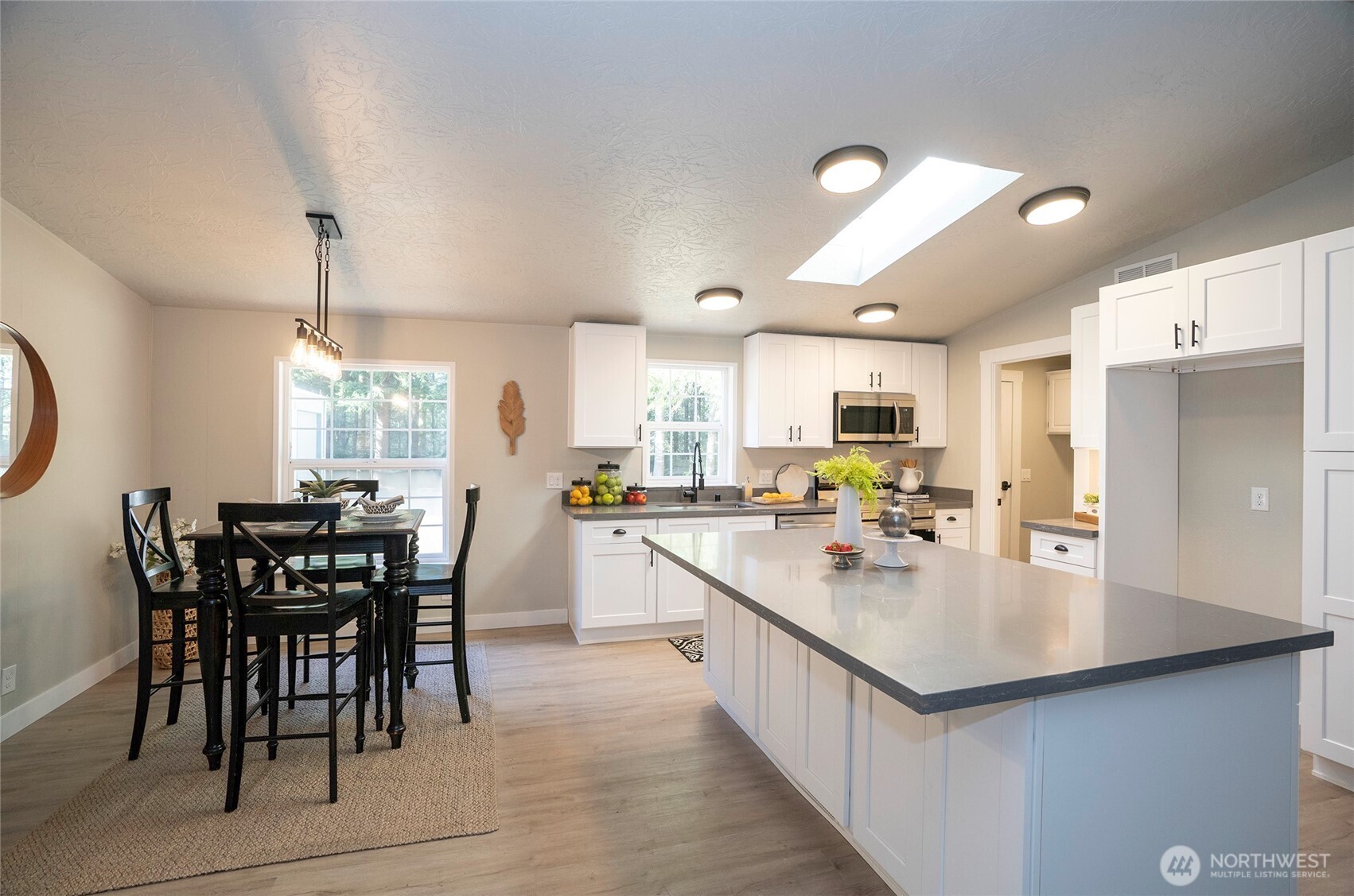 7220 179th Avenue NW