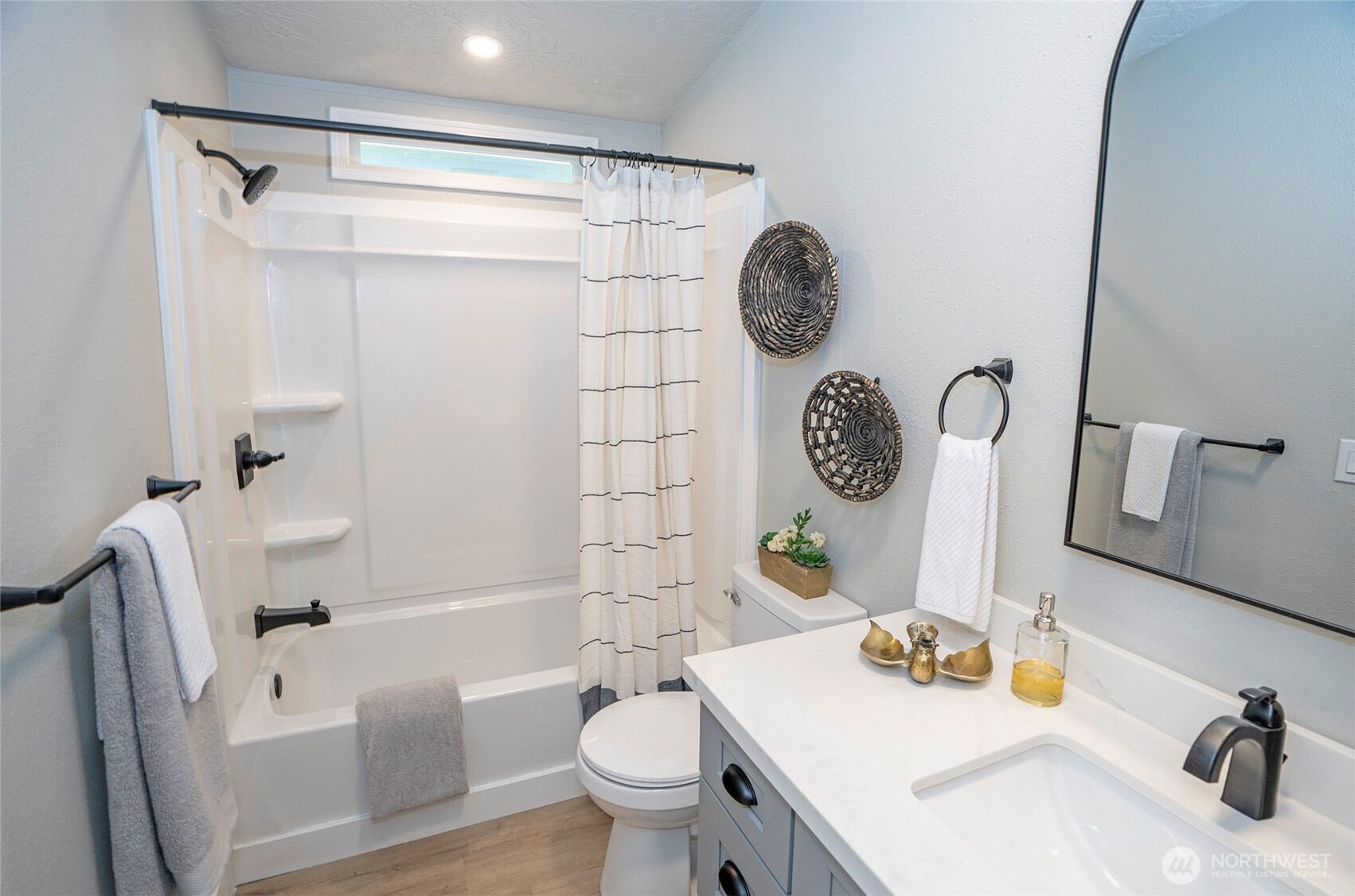 7220 179th Avenue NW