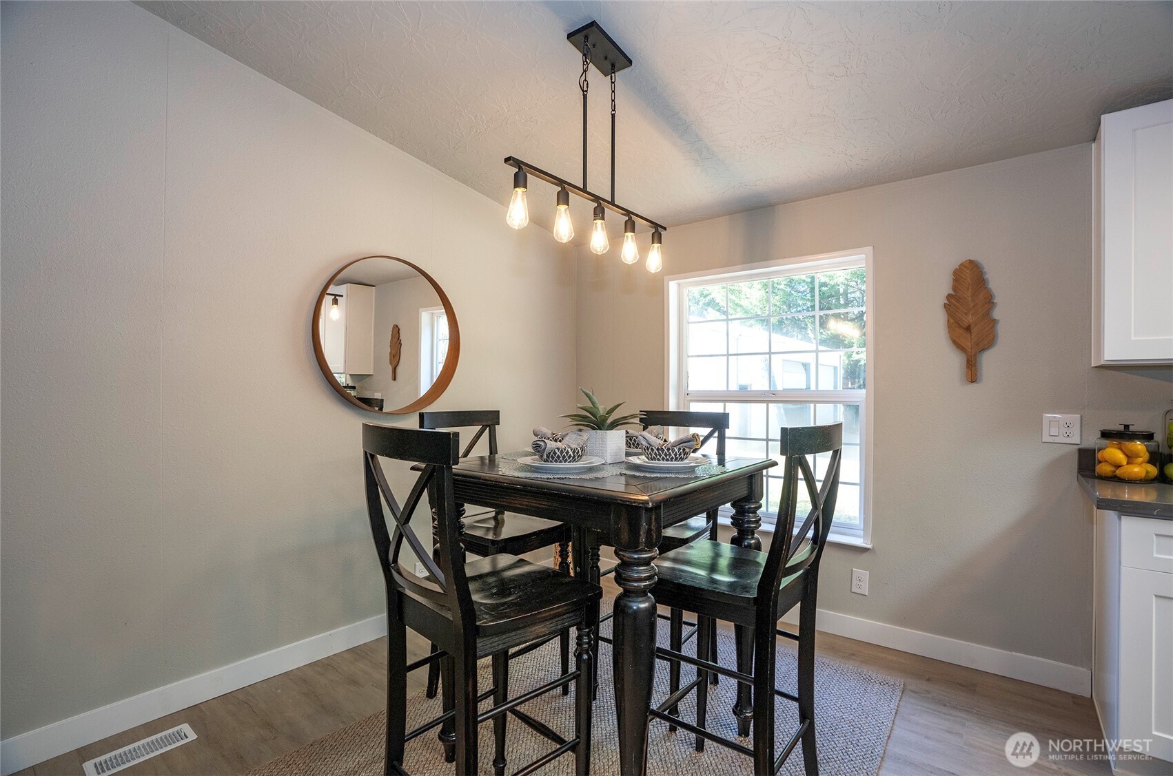 7220 179th Avenue NW