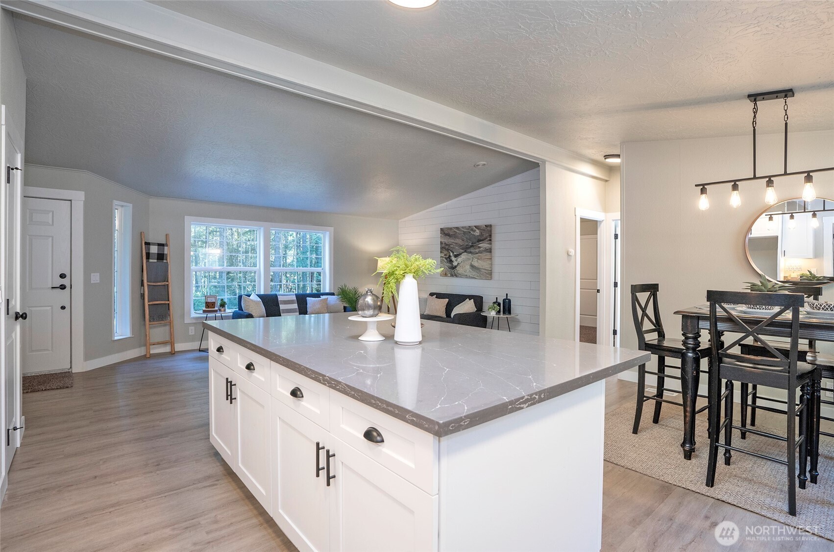 7220 179th Avenue NW