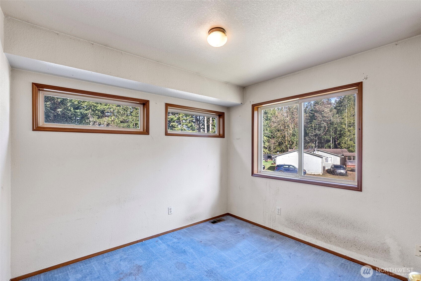 6608 103rd Street Ct NW