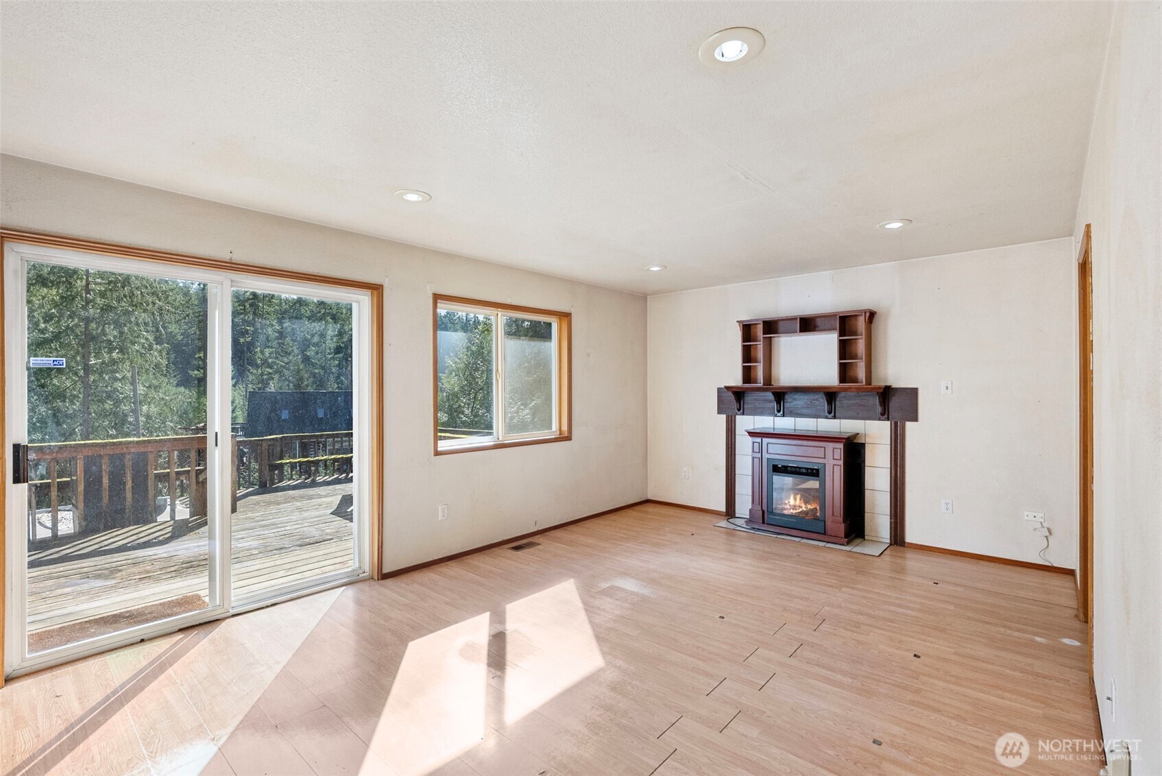 6608 103rd Street Ct NW