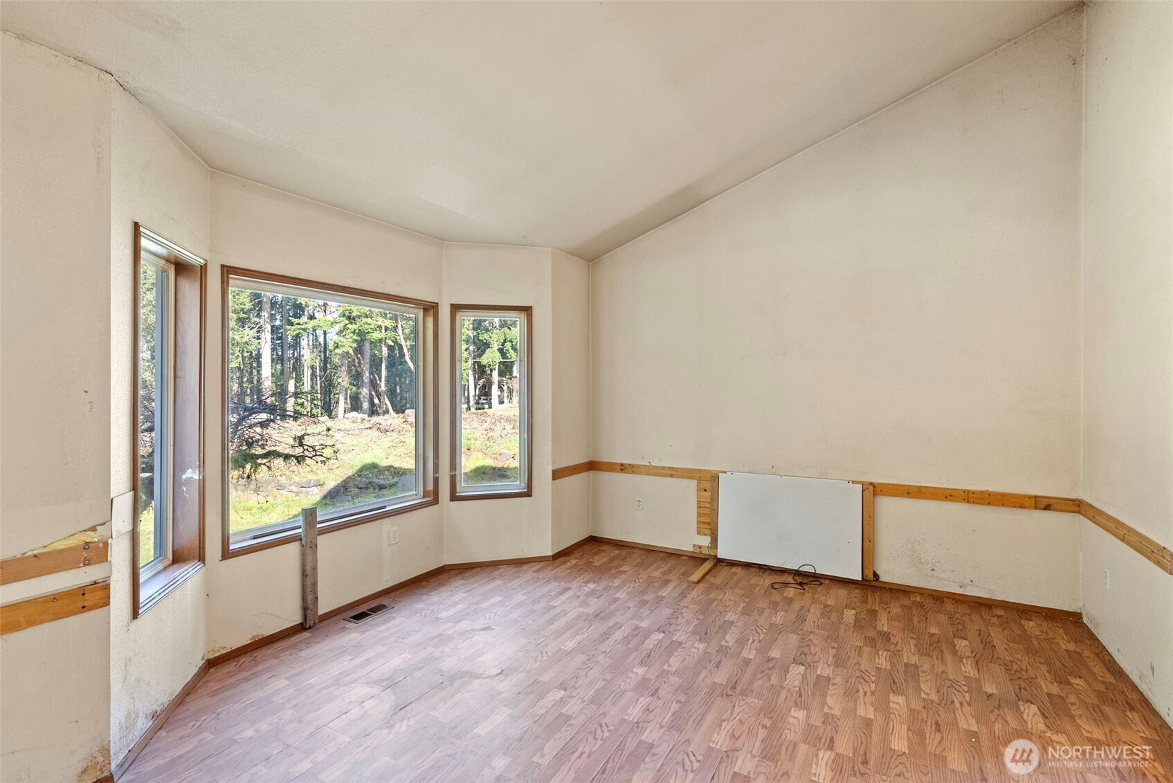 6608 103rd Street Ct NW