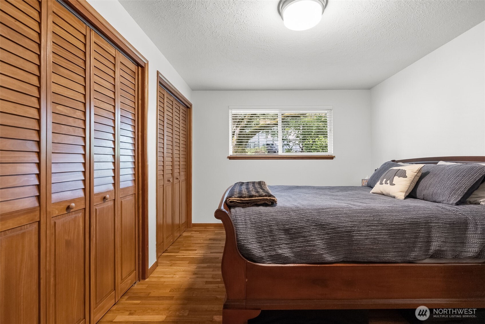 10431 Glenwood Drive SW