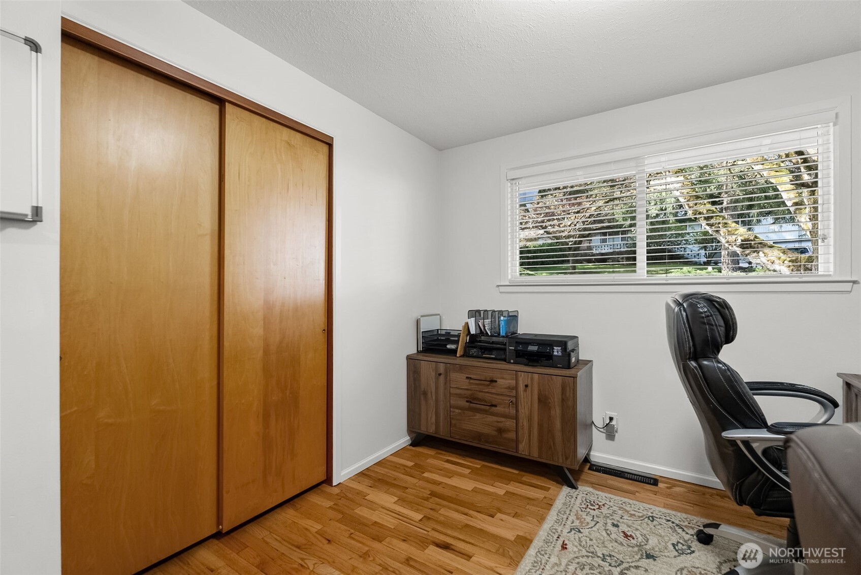 10431 Glenwood Drive SW