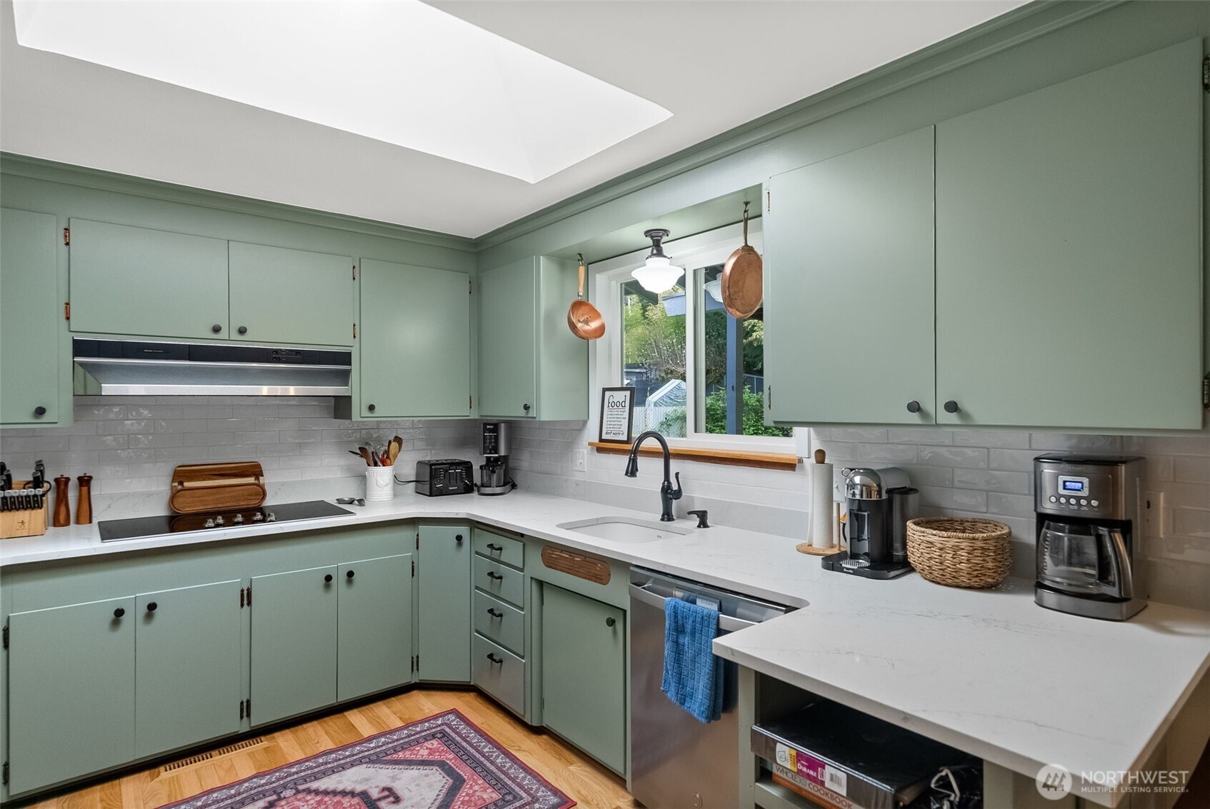 10431 Glenwood Drive SW