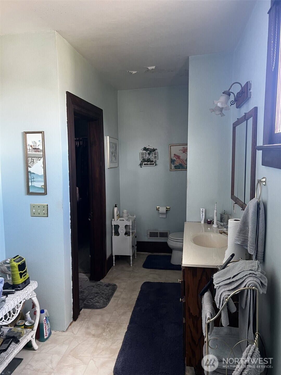 511 E Harrison Street