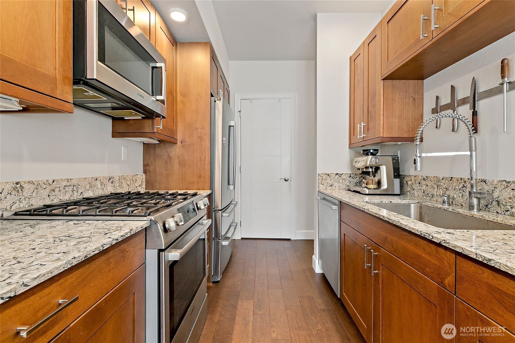 4961 Main Street Unit: 713
