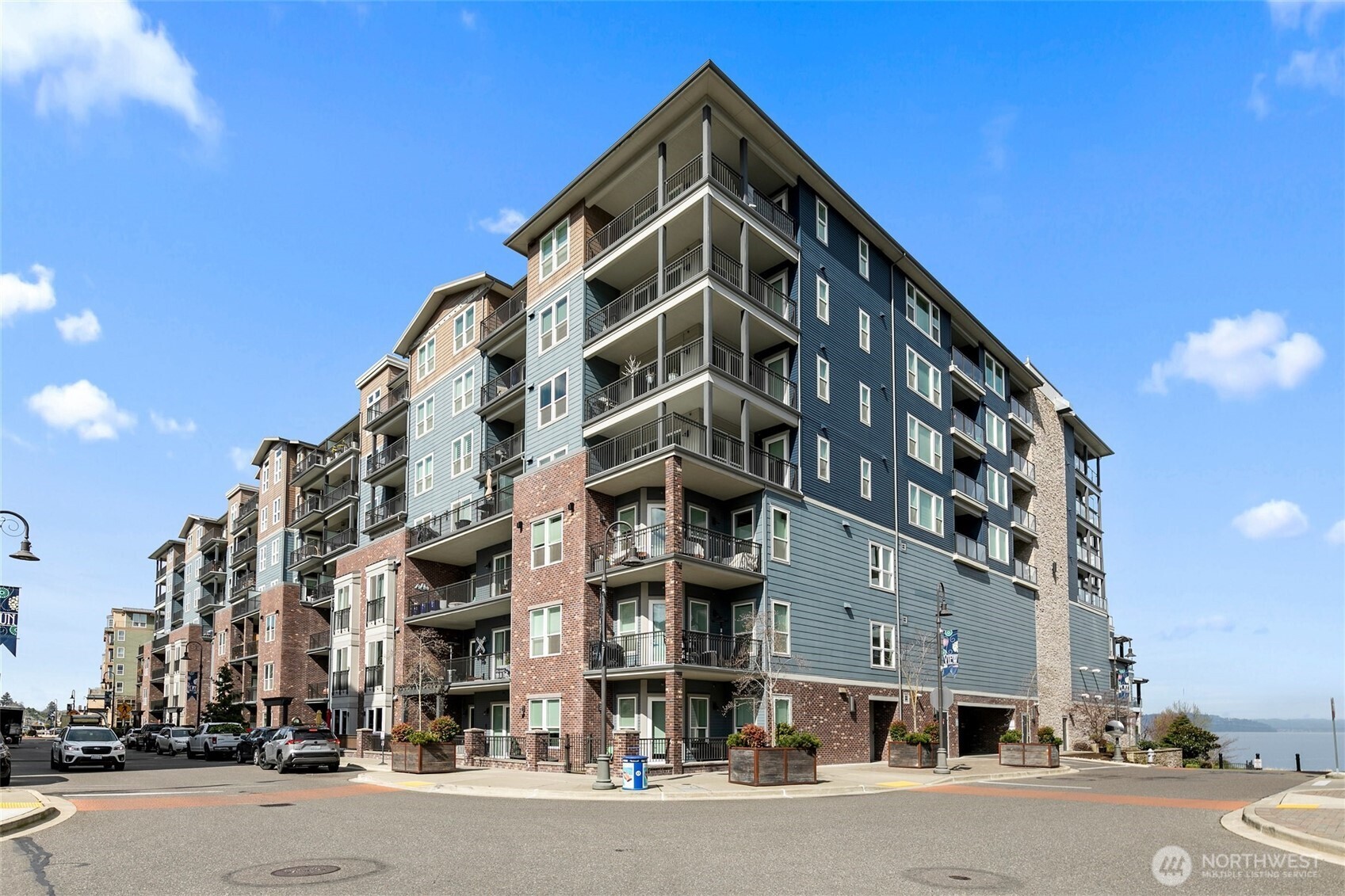 4961 Main Street Unit: 713
