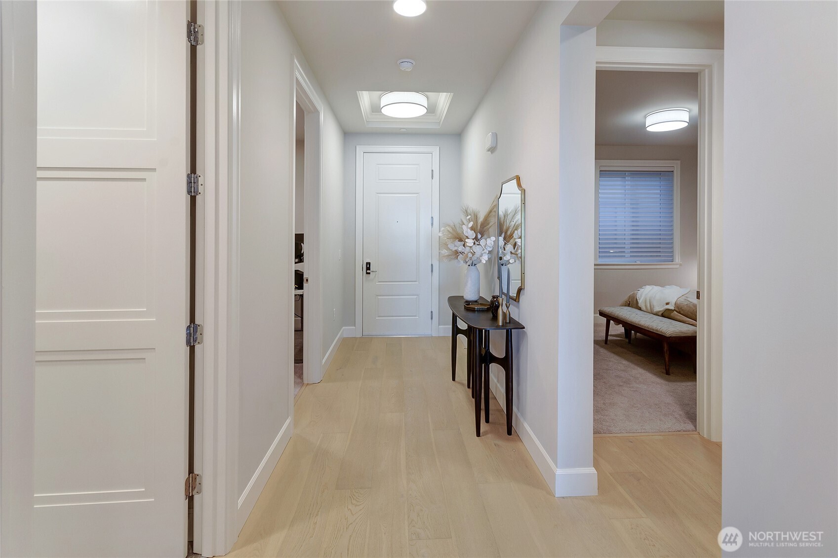 4907 Main Street E Unit: 717