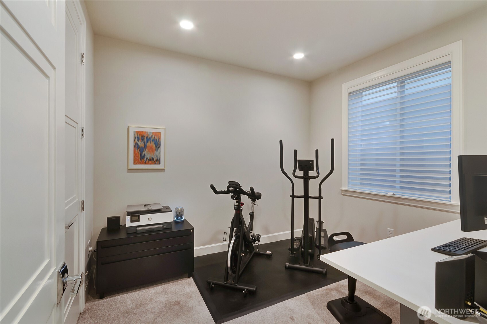 4907 Main Street E Unit: 717