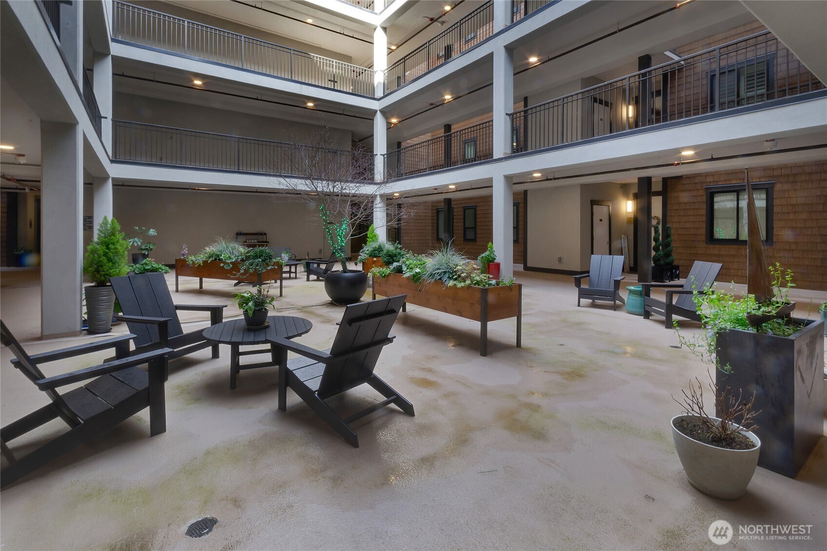 4907 Main Street E Unit: 717