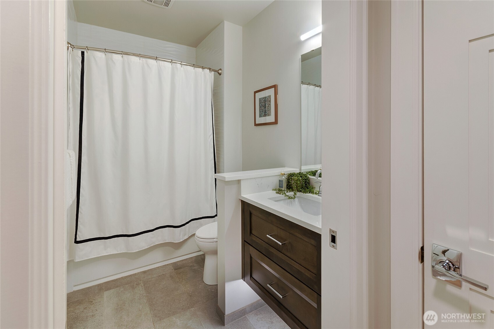 4907 Main Street E Unit: 717