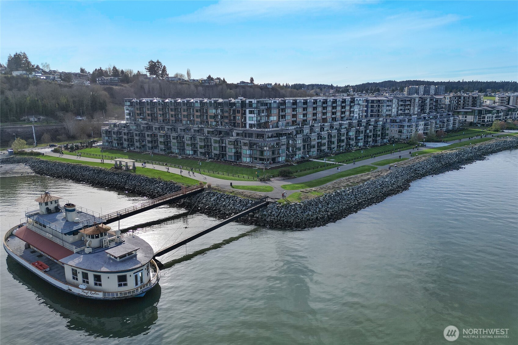 4907 Main Street E Unit: 717