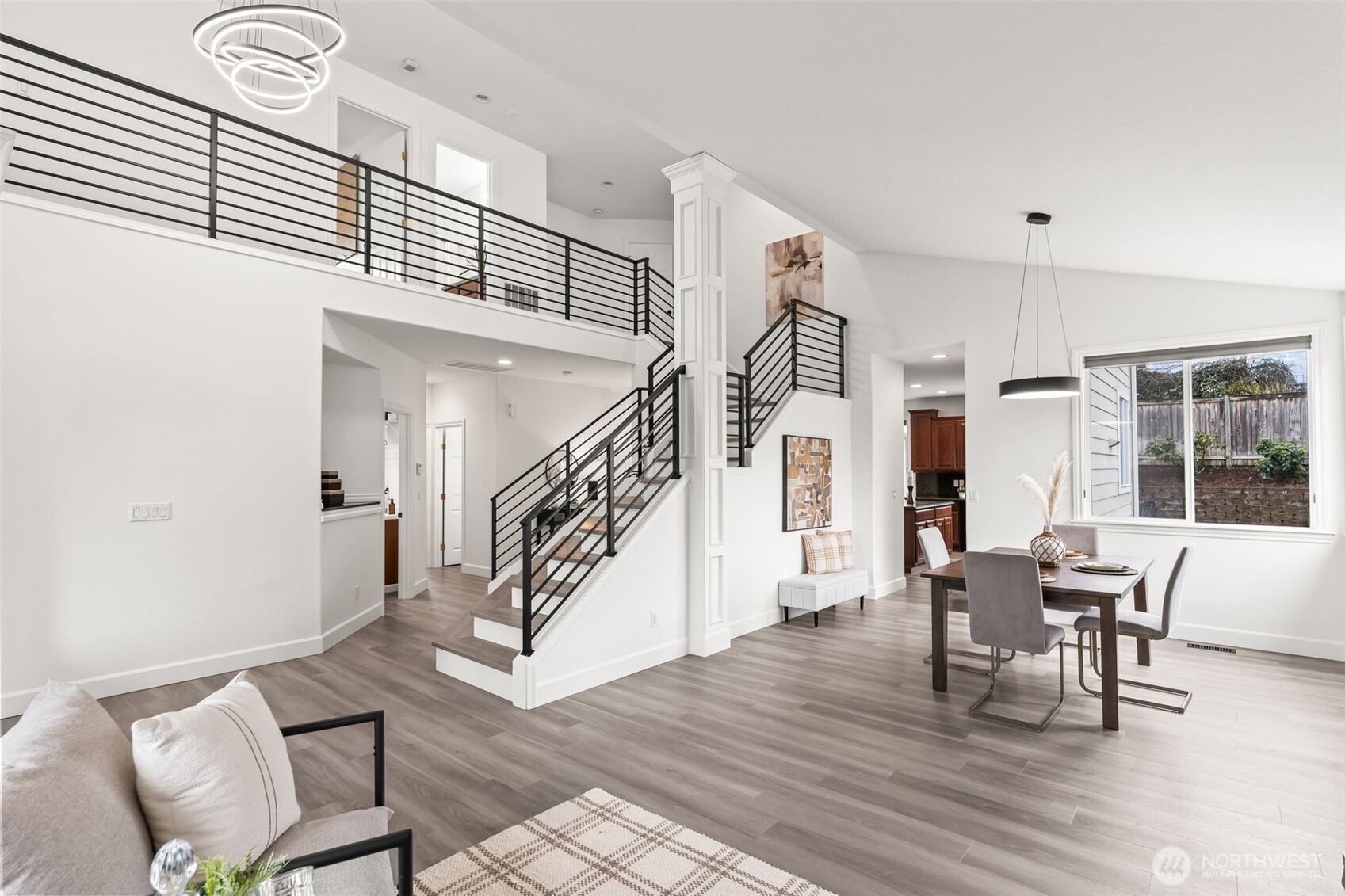 901 N Magnolia Lane