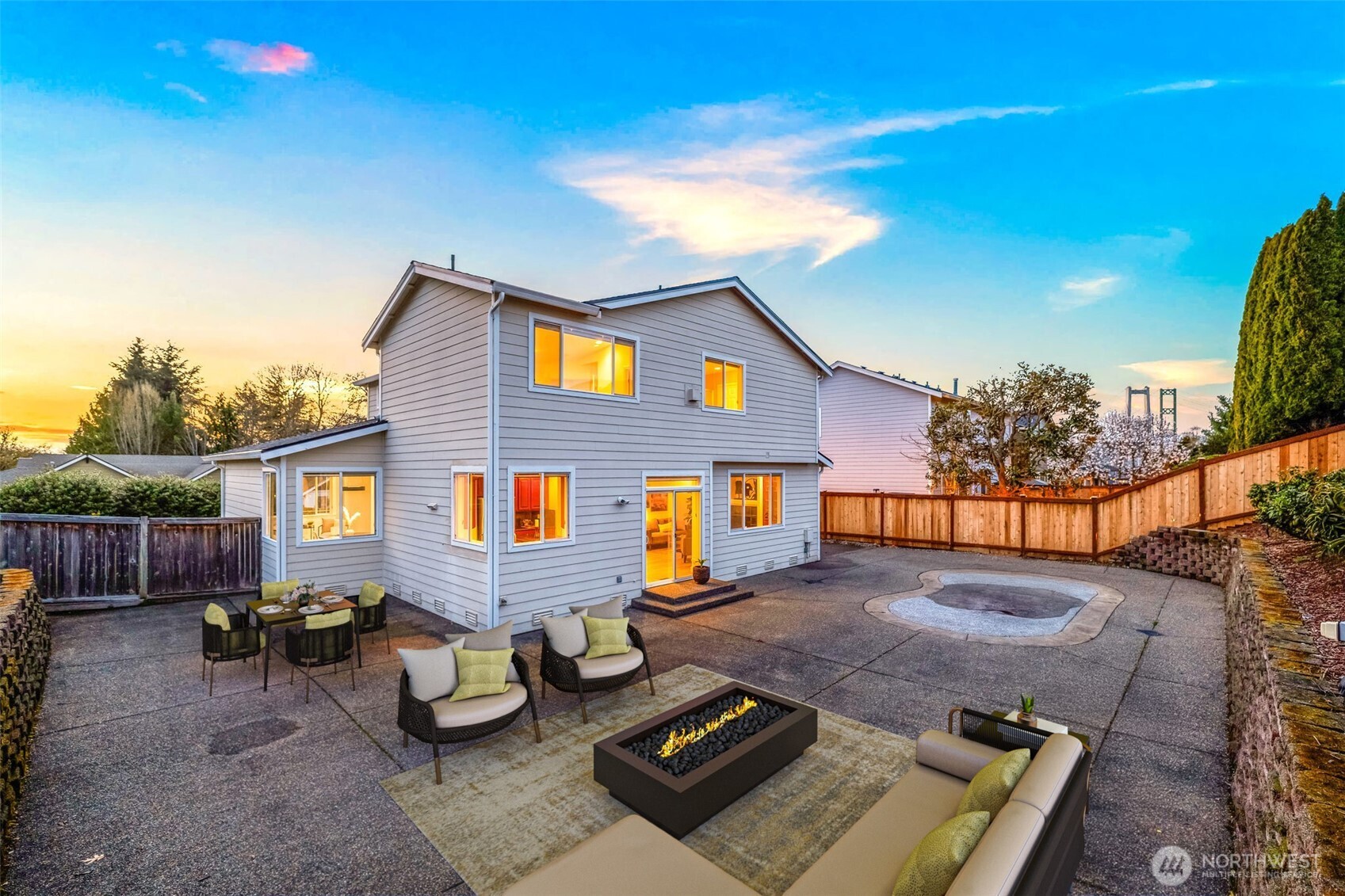 901 N Magnolia Lane