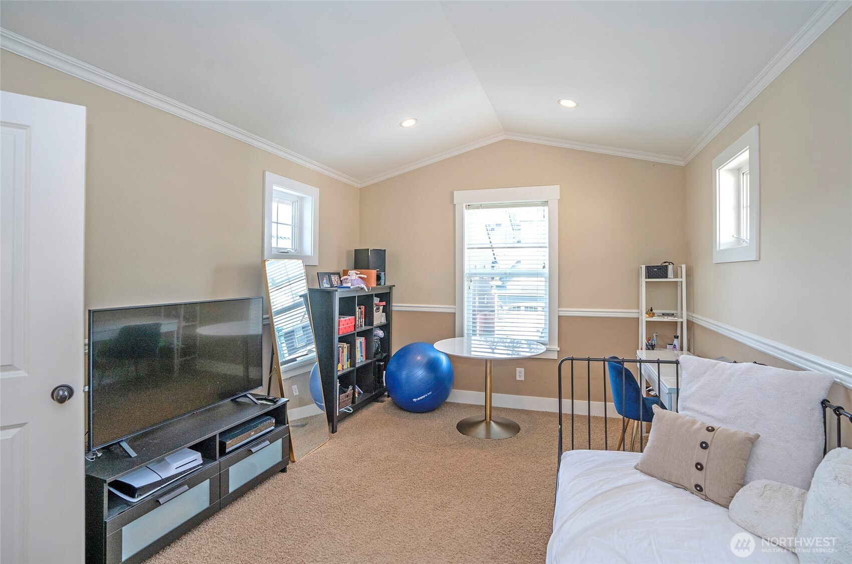 4905 69th Avenue Ct W