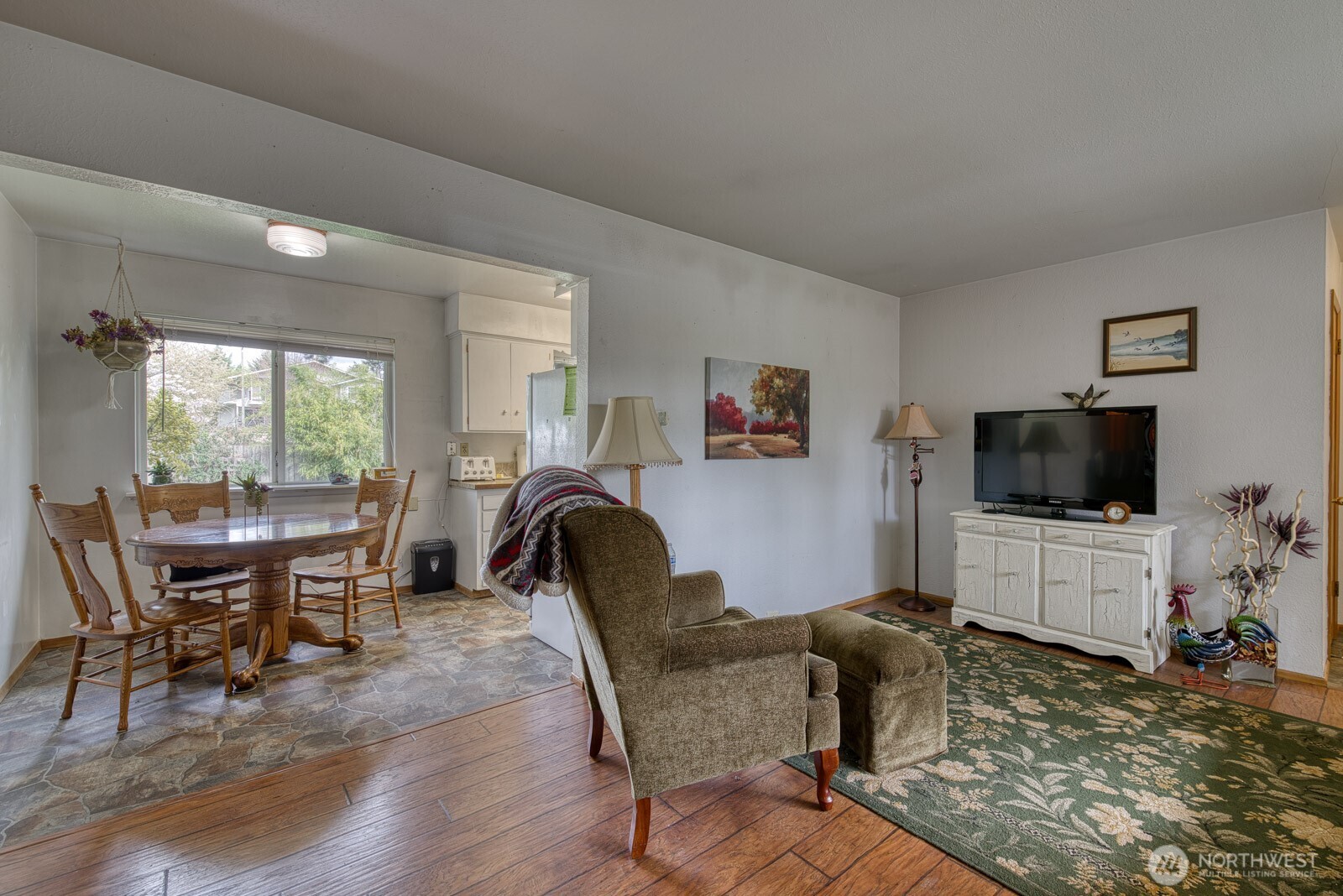 5307 104th Street SW Unit: 5305