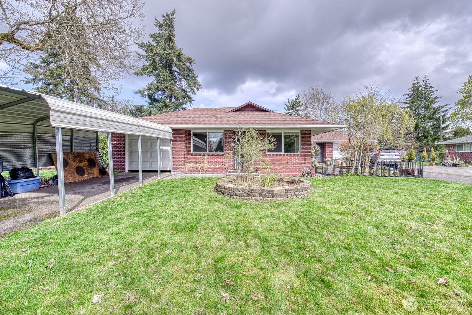 5307 104th Street SW Unit: 5305