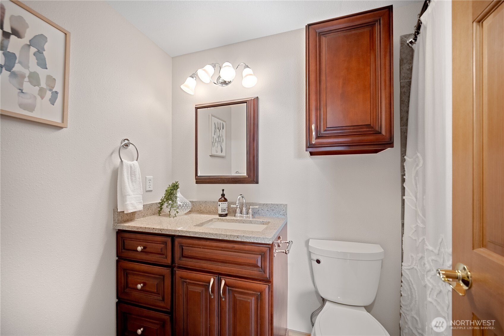 9113 Zircon Drive SW