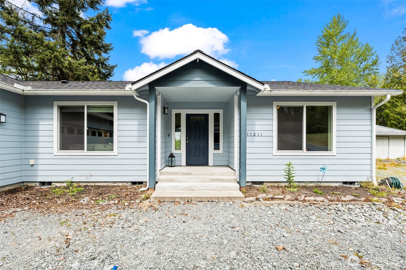 11211 Clear Lake North Road E