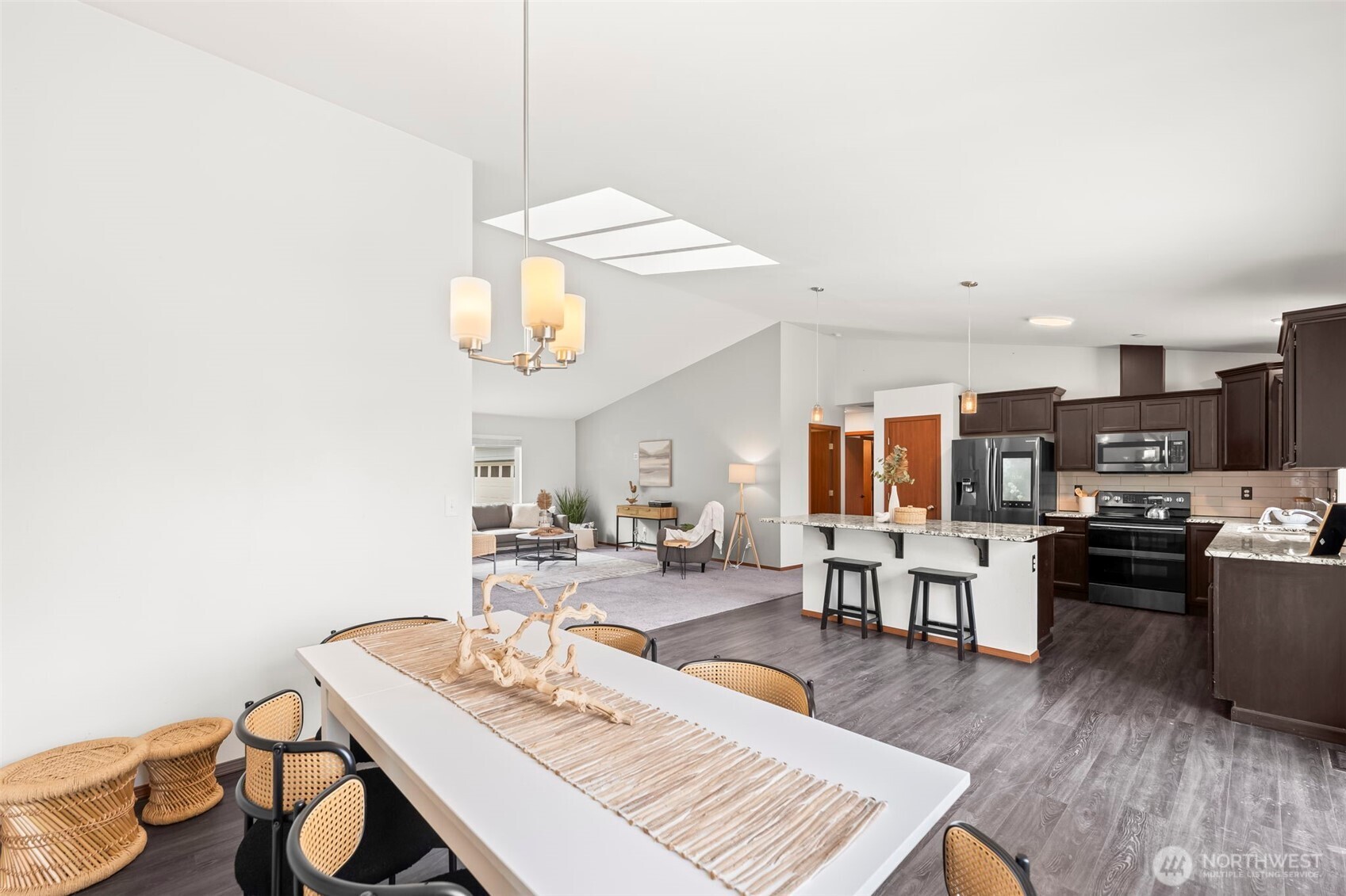 11211 Clear Lake North Road E