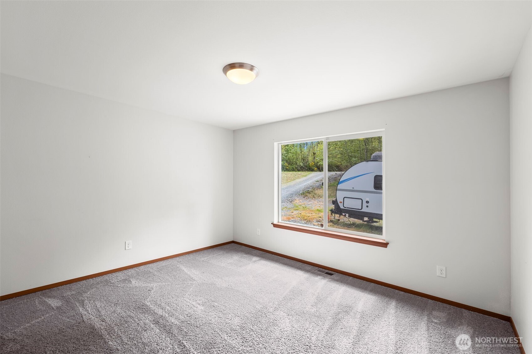 11211 Clear Lake North Road E