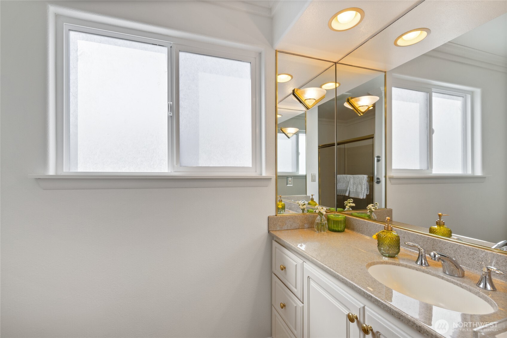 4207 Olympic Boulevard W