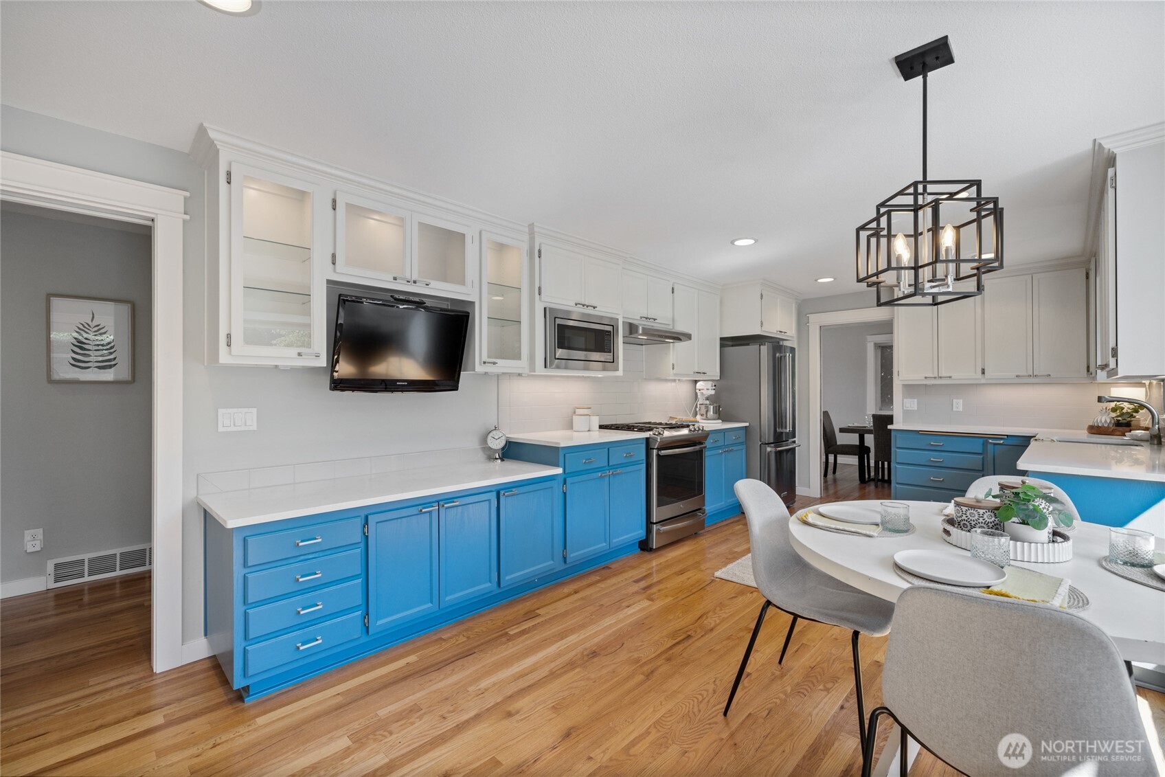 4207 Olympic Boulevard W