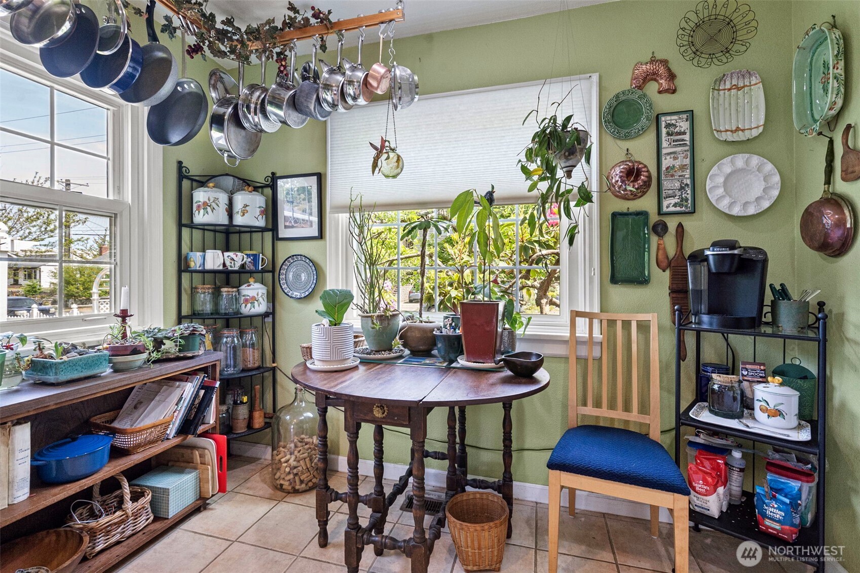 3708 N Cheyenne Street